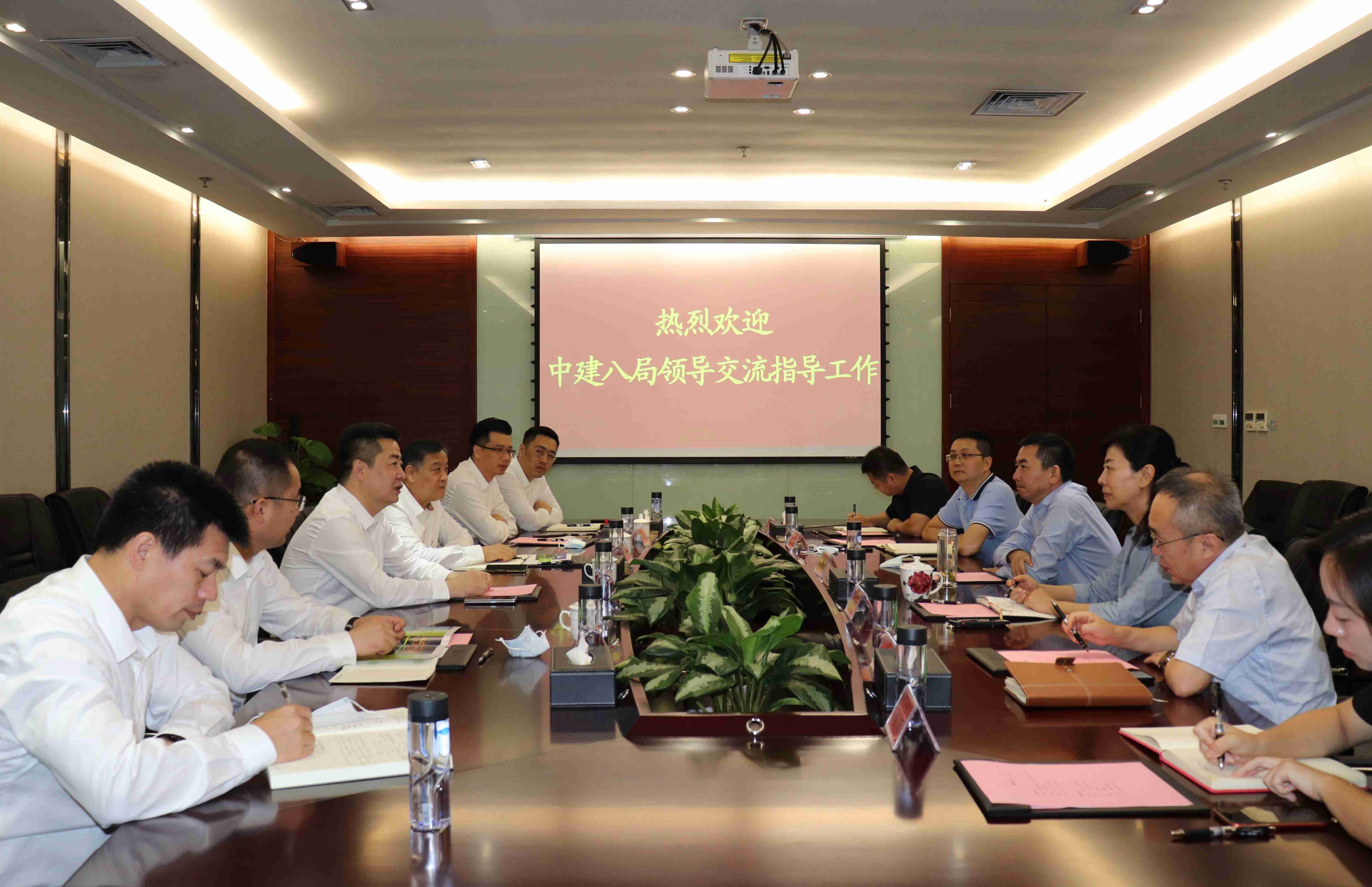 中国修建第八工程局向导到访W66最给力的老牌娱乐